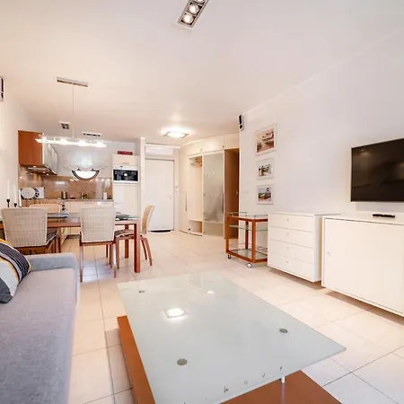 Apartament 36 Miedzymorze 10 Διαμέρισμα *